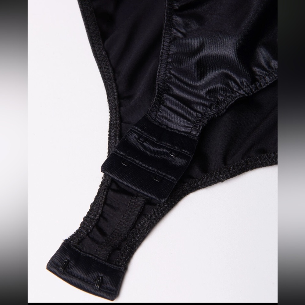 VERSACE JEANS COUTURE Bodysuit IT40 US4 UK8 S Black Cut Out Sleeveless RRP $320 - Picture 5 of 7